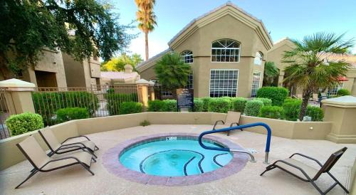Paradise Valley Village Apartment | Villa Bella Terra condo