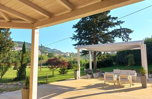 San Giovanni Teatino Villa | Villa Berenice House and Relax