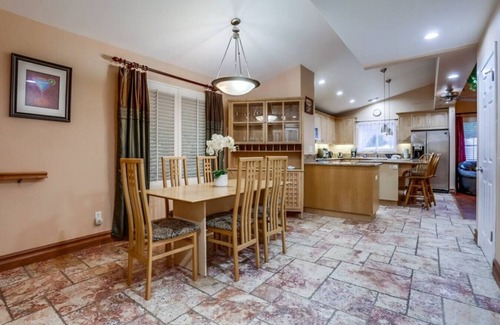 Kit Carson House | Villa Bernardo -4BR- Game Room & Family Fun!