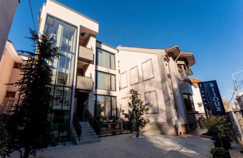 Ploiesti House | Villa Bijoux