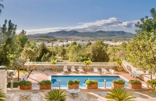 Can Besso Villa | Villa 'Bloom' with Sea View, Wi-Fi and Air Conditioning