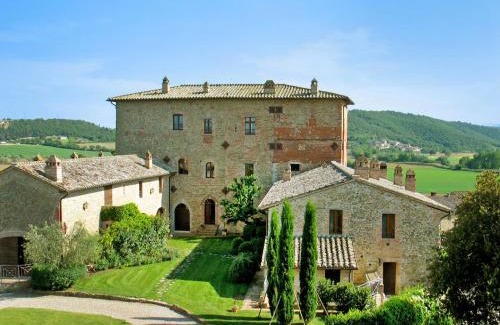 Castiglione della Valle Villa | Villa Borgo Monticelli-2 by Interhome