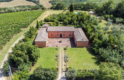 Montepulciano Villa | Villa Boschetto by Mmega