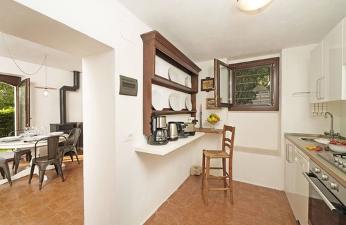 Cecina Villa | Villa Bouganville