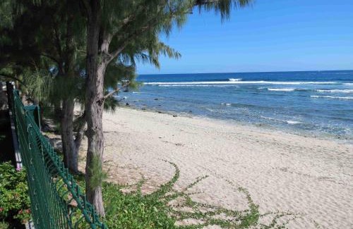 Caphomard House | Villa Bourbon avec piscine sur la plage
