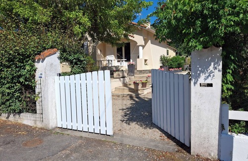 La Plaine-sur-Mer Villa | Villa Brévinoise 4 Personnes à 120 m de la Plage