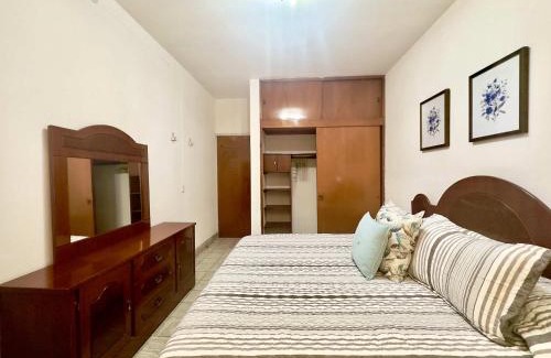 Guadalajara Municipality House | Villa by Centro Medico Occidente 3 br