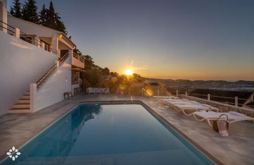 Pinar del Advocat Villa | Villa Ca Chika by Abahana Luxe