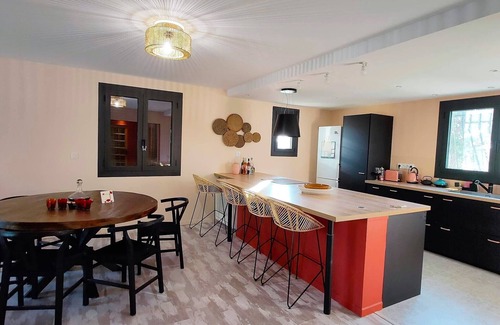 Carnoux-en-Provence Villa | Villa Calme Avec Piscine Proche Calanques de Cassis