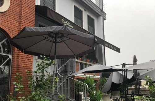 Milan House | Villa Camilla Cav 2