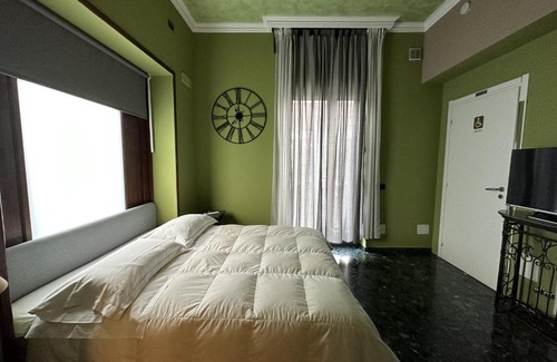Milan House | Villa Camilla Cav 2
