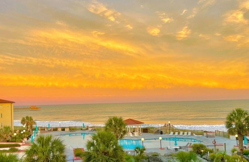 Cape Island Condo | Villa Capriani Beachfront 2BR/2BA Condo - Pools, Tennis, Free Parking, WiFi