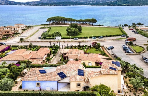La Conia Villa | Villa Carissa - Sea View - Romantic with Private Pool