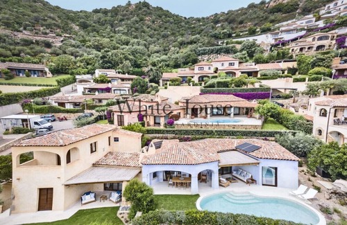 La Conia Villa | Villa Carissa - Sea View - Romantic with Private Pool