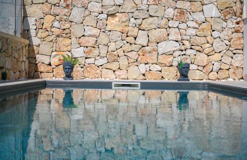 Noto Marina Villa | Villa Carlotta con piscina