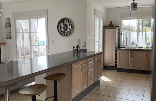Salobrena Villa | Villa 'Casa Descansa' with Sea View, Wi-Fi and Air Conditioning