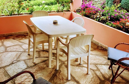 Pietranera House | Villa CASAIOLA facing the sea