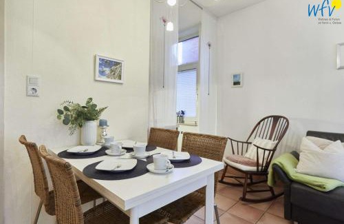 Borkum Apartment | Villa Central Ferienwohnung Nesthäkchen