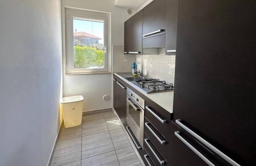 Santa Marinella Villa | Villa 'Centrale' with Sea View, Wi-Fi and Air Conditioning