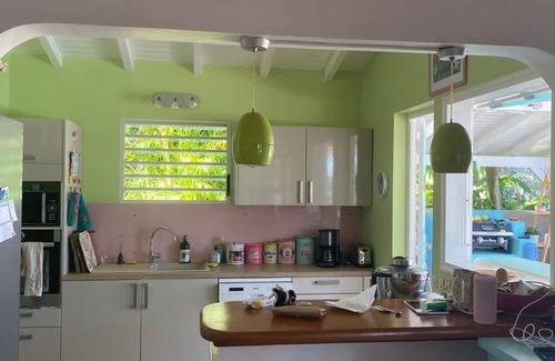 Baie-Mahault Villa | Villa Centre Guadeloupe 4 Chambres 8 Personnes Piscine Jacuzzi