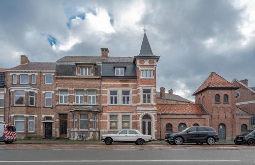 Sint-Andries Villa | Villa Cézar - big house at the center of Bruges - free parking
