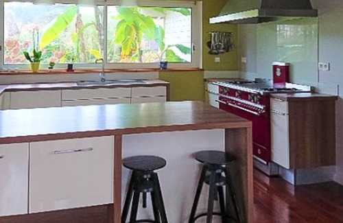 Soustons Villa | VILLA CHAPHI SOUSTONS: close to the ocean, for 16 with heated and secure swimming pool!