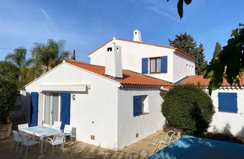 Bandol Villa | Villa 'Chez Tao' with Pool, Garden, Terrace & Wi-Fi