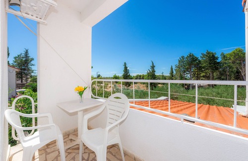 Zrce Villa | Villa Christina - room for up to 3 people with pool, max. capacity 30 people