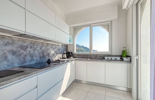 Villefranche-sur-Mer Villa | Villa Claire - private newly renovated villa
