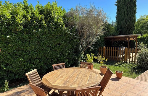 Venelles Villa | Villa Climatisée 140m² Avec Jardin et Piscine à Proximité D'aix-en-pce - 6 Pers