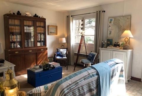 Ile-d'Aix Villa | Villa Clocomi - typique de l'ile d'aix vue mer