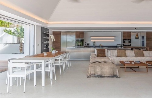 Barriere des Quatres Vents Villa | Villa Coco | Beach View - Located in Fabulous Lorient Beach with Private Pool