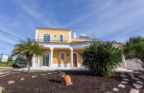 Pechao Villa | Villa Coelho by Trip2Portugal