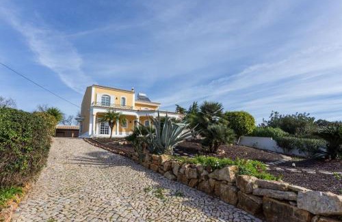 Pechao Villa | Villa Coelho by Trip2Portugal