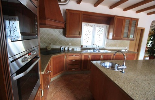 Calicos Villa | Villa Colibri heated pool, jacuzzi,cinema, air cond, games room,wifi,