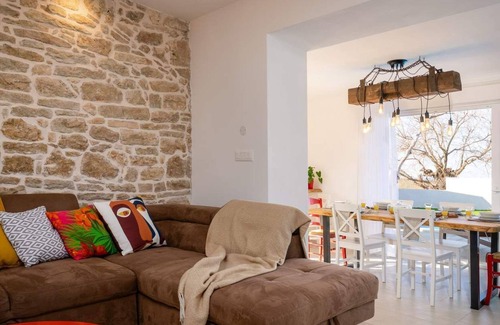 Kukci Villa | Villa Corinna with sea view has a pleasant and warm interior