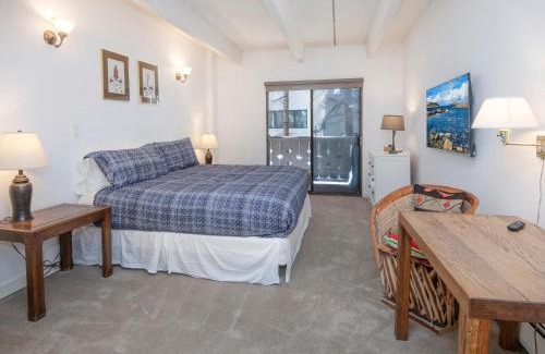 Vail Apartment | Villa Cortina 140