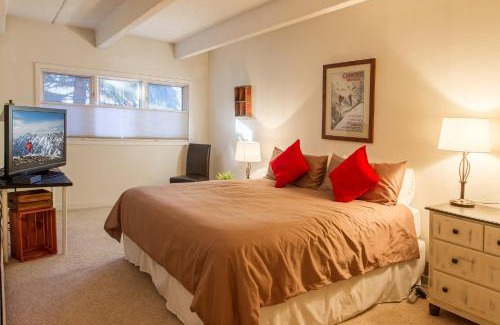 Vail Apartment | Villa Cortina by Vail Realty
