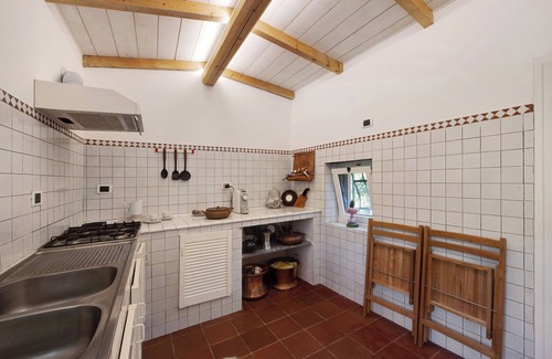 Semorile Villa | Villa 'Cottage Rustico Con Vista Mare' with Sea View, Shared Terrace and Wi-Fi