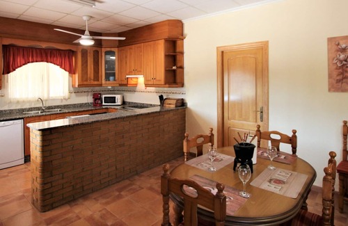 Crevillente Villa | Villa Crevillent, 3 bedrooms, 7 persons