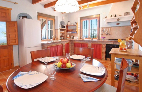 Comares Villa | Villa Cuatro Vientos: Experience a Dream Holiday in the Heart of Andalusia