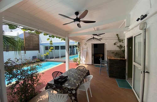 Le Centre House | Villa Détente Cosy Lodge Sous les Tropiques un Havre de Paix Élégant et Raffiné