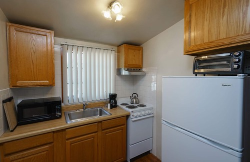 Downtown Palm Springs Villa | Villa D - 1 bedroom with kitchen in the beautiful downtown Palm Springs!