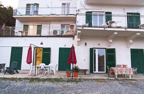 Chiavari Apartment | Villa Daria a 2 Km dal mare golfo del Tigullio