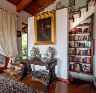 Alba Apartment | Villa DAutore