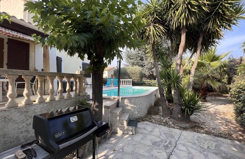 La Farlede House | Villa de 8- 10 Personnes Avec Piscine Privée, Proche du Centre-ville