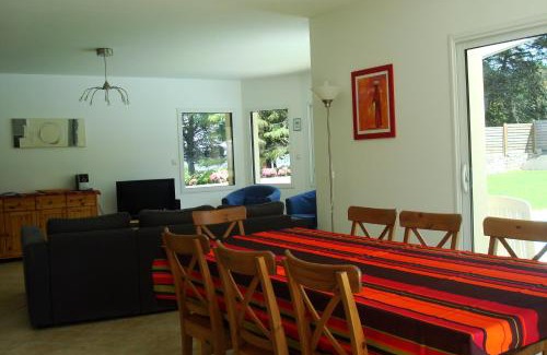 Plestin-les-Greves House | Villa de bord de mer avec piscine privée