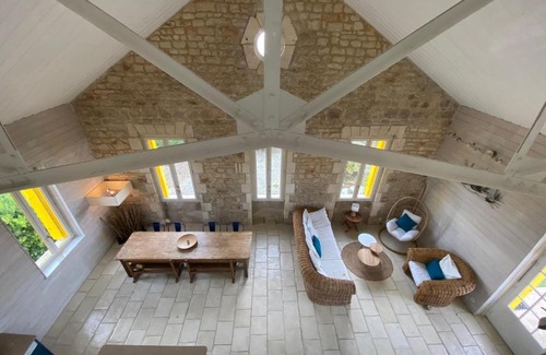 Port-des-Barques House | Villa de charme face à l'océan, sur une Ile avec accés direct plage