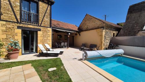 Marcillac-Saint-Quentin Apartment | Villa de charme Le Clos avec piscine privée