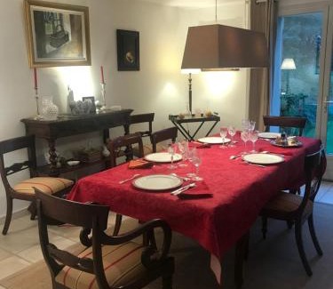 Saint-Siffret Bed & Breakfast | Villa de Garrigue